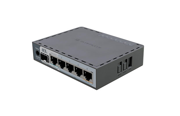 MikroTik hEX S (2025 version) with 2.5G SFP Gort, 5x Gigabit Eth ports​​ (E60iUGS) - 2
