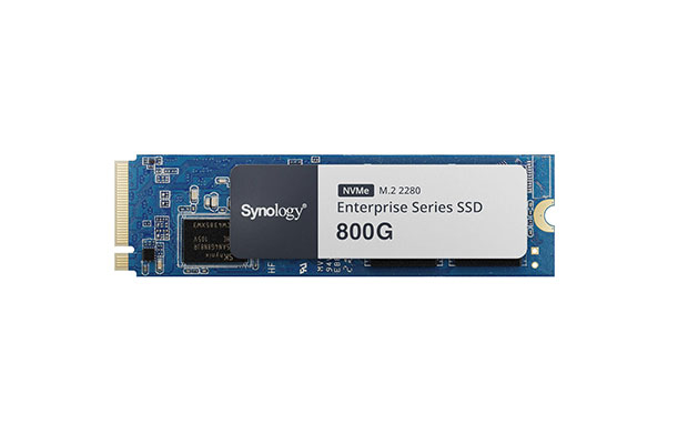 Synology 800GB M.2 2280 NVMe SSD with power loss protection (SNV5420-800G) - 1