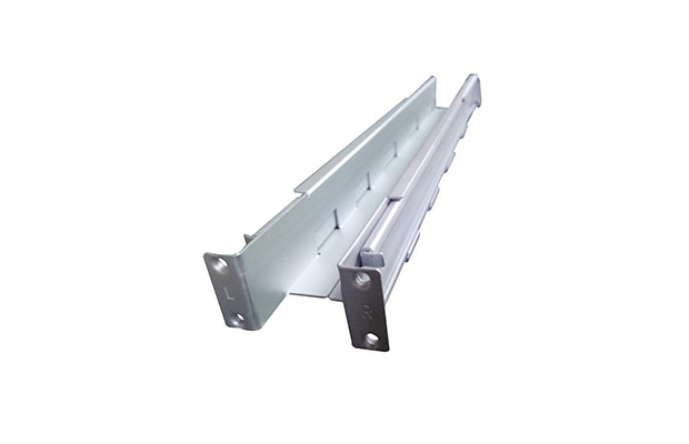 APC Easy UPS RAIL KIT, 700mm (SRVRK1) - 1
